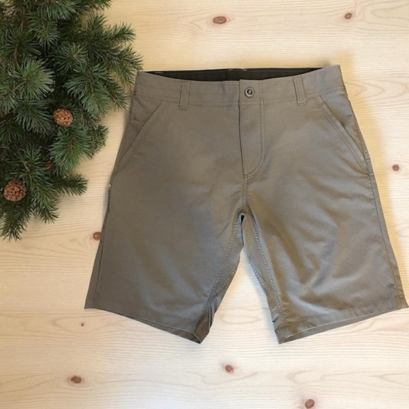 Kuhl Renegade Khaki Men's Flat Front Shorts. Size 32. - Picture 4 of 8